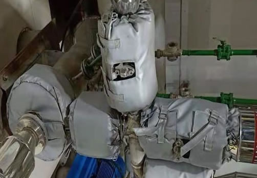 高溫管道<a href=http://www.jskjpub.com/e/tags/?tagname=%E4%BF%9D%E6%B8%A9%E9%9A%94%E7%83%AD target=_blank class=infotextkey>保溫隔熱</a>衣